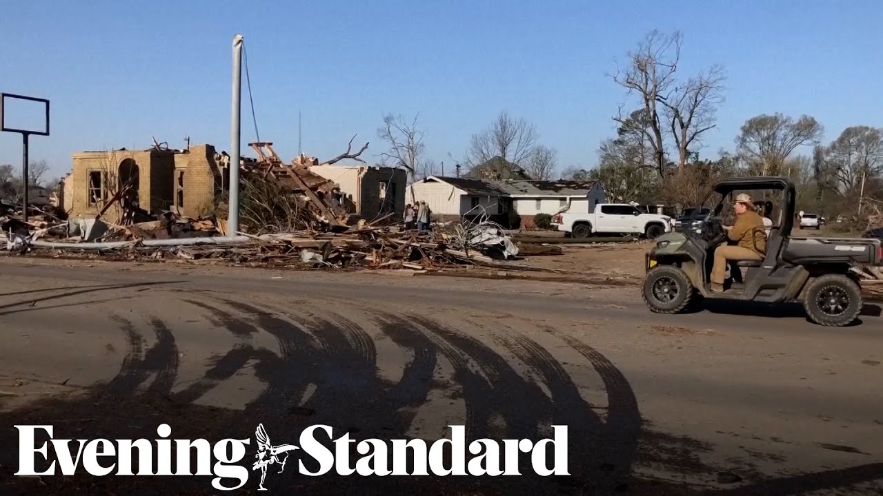 More than 20 dead as tornadoes strike American states