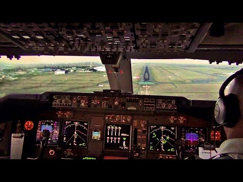 Sunset Landing Nairobi - KLM Boeing 747-400F Cockpit View