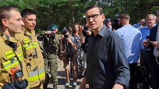 Premier Mateusz Morawiecki na pikniku wojskowym w Stężycy