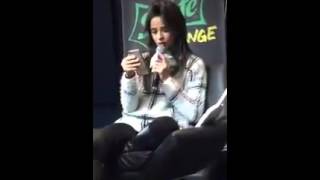Camila speaking portugues!