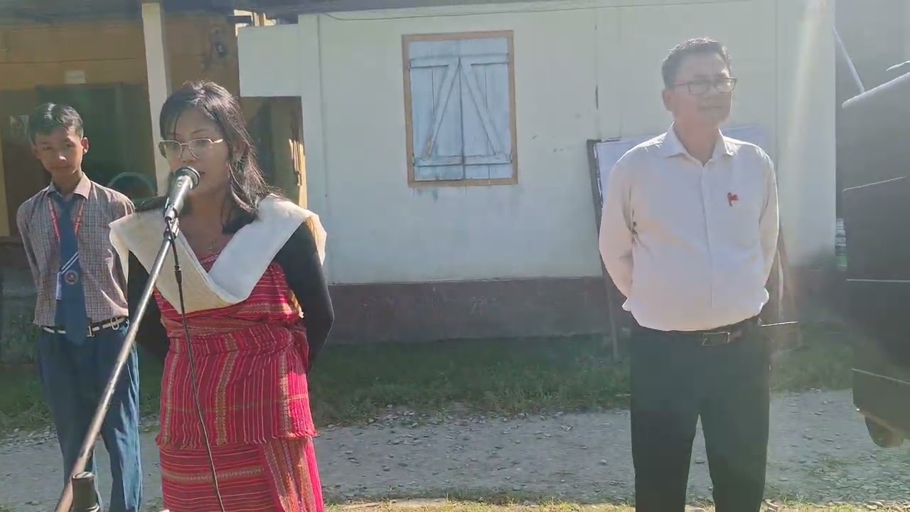 Утреннее собрание, средняя школа-интернат Джвнгма с преподаванием на языке бодо, Биджни.