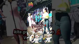 Download Lagu Viral 💯Velazaladara vs ichacosma‼️jadi backing vocal #short #skgroup MP3