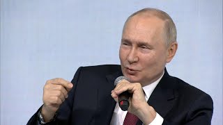 Путин - Кустурице: Представители ЛГБТ — тоже часть общества. И они могут побеждать в конкурсах!