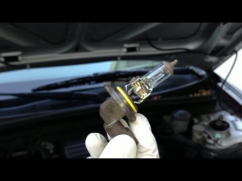 Tutorial: Change headlight bulb on 2004 Honda Civic