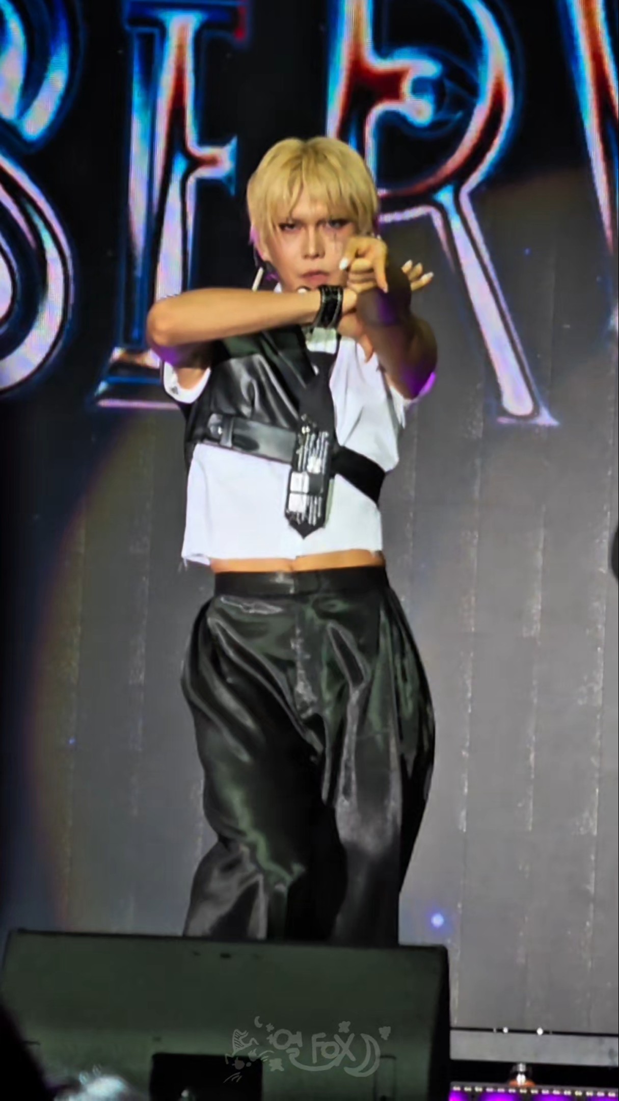 XLOV ASIA TOUR in BANGKOK ヒョン 2026.8.9 𝗫𝗟𝗢𝗩 𝗔𝗦𝗜𝗔 𝗧𝗢𝗨𝗥 𝗦𝗲𝗿𝘃𝗶𝗻𝗴-𝗫 𝗜𝗡