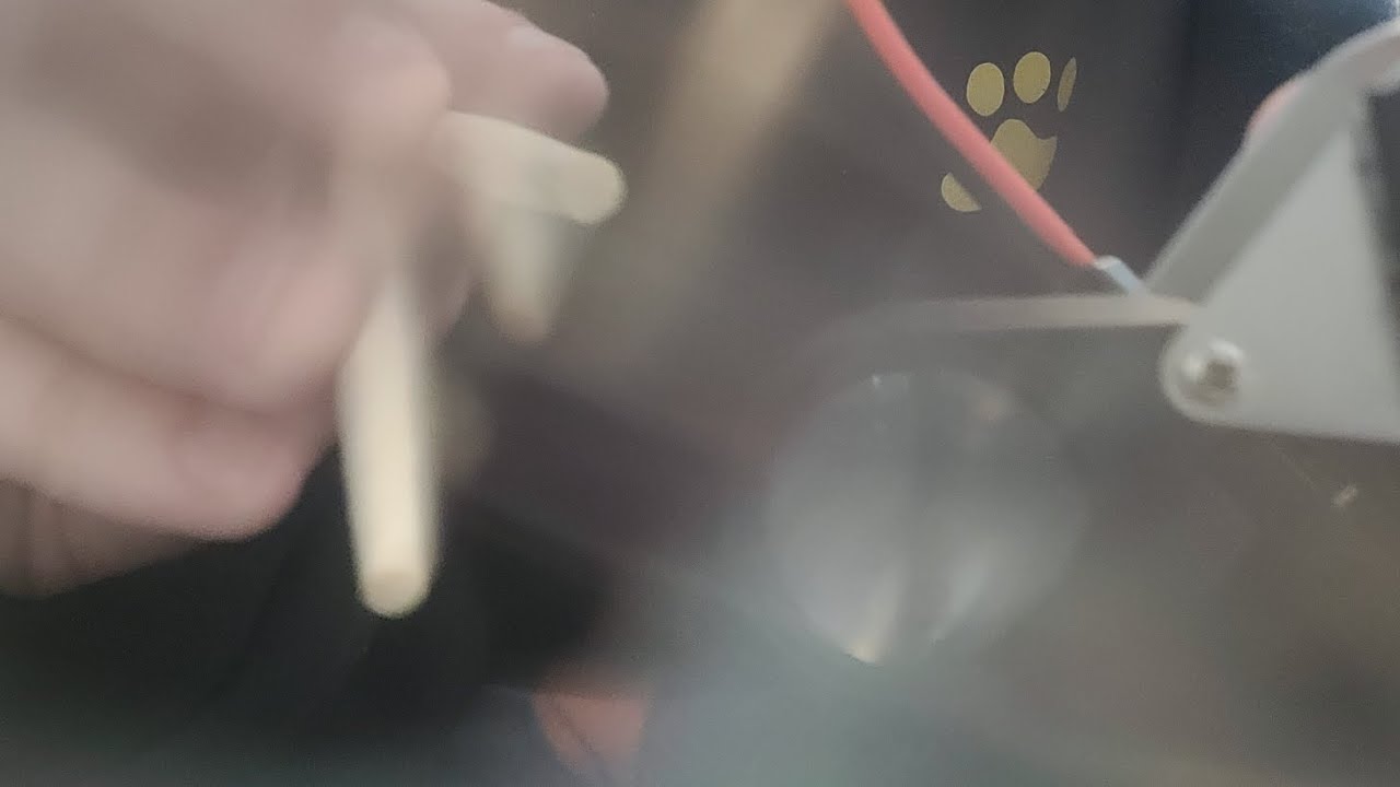 lofi asmr something in your eye! (interesting visuals, some soft spoken)