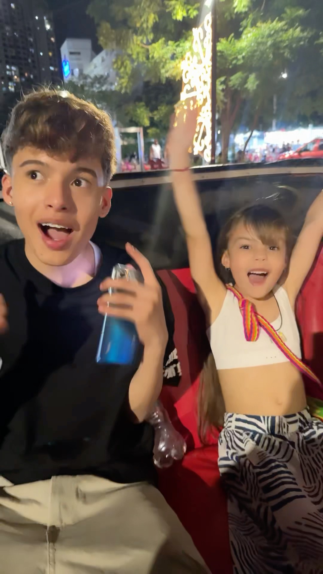 Por el momento Paris no ?#humor #cosasdefamilia #comedia #shortviral