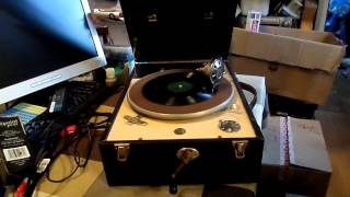 DECCA 50 Portable Wind Up 78RPM Gramophone - FULL WORKING ORDER - RARE
