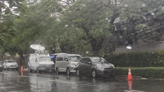 LIVE SUASANA HUJAN BERKAH DI KEDIAMAN ATTA