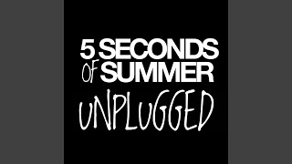 Vignette de la vidéo "5 Seconds of Summer - Gotta Get Out (Unplugged)"