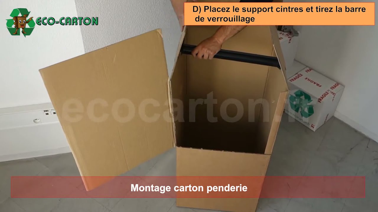 Montage d'un carton penderie porte cintres 