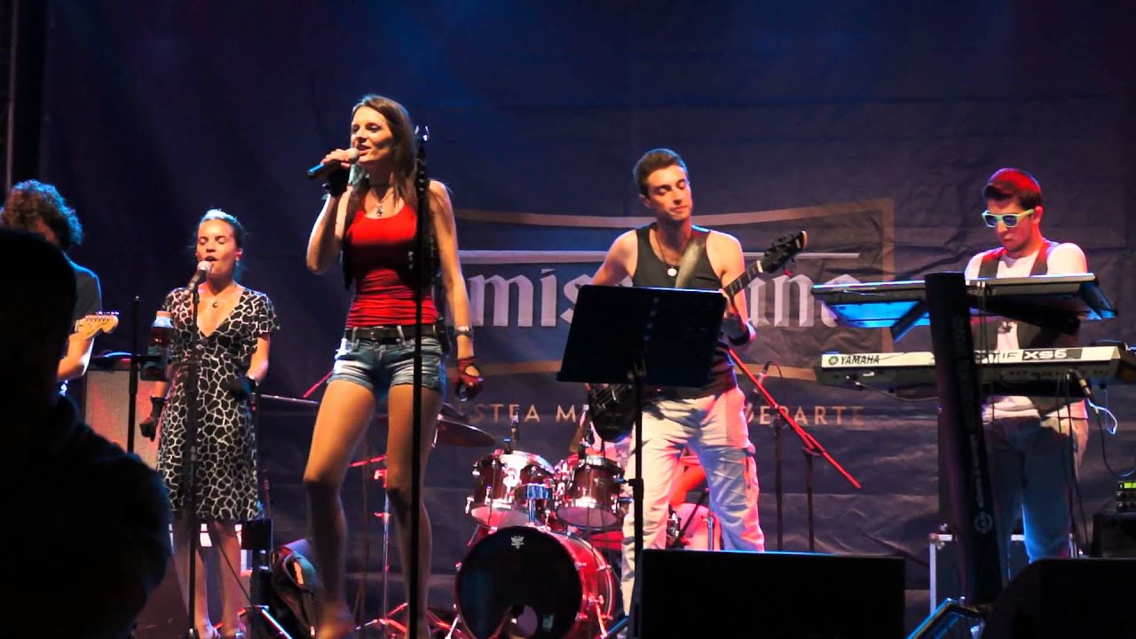 The Sixteens - It's Raining Men @ Galati / Hanul ...