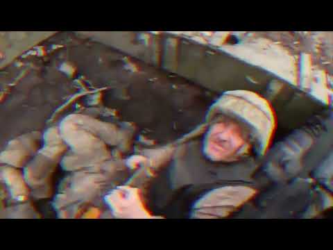 Russian soldier destroying two ukraine soldiers | xxx King