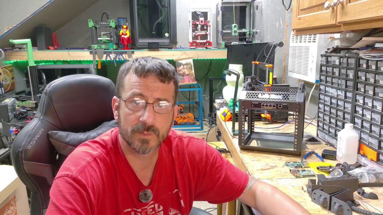 Let's build a LabRax 10" rack from Michael Klements  