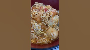 Seblak Prasmanan #fyp #food #fypfood #foodvlog #seblak #seblakprasmanan #bikinlaper  #shorts