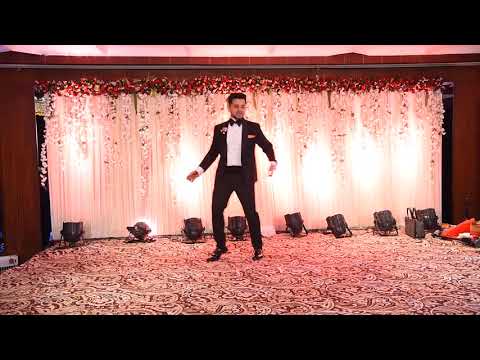 groom-dance-mini-cooper