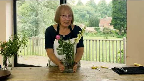 The WI Presents... The Basics of Flower Arranging:...