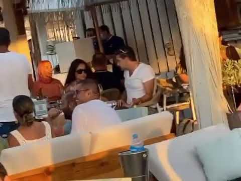 عمرو دياب وزوجته دينا الشربيني يحتفلان بنجاح يا بلدنا يا حلوة في مطعم جلامبو في هاسيندا وايت