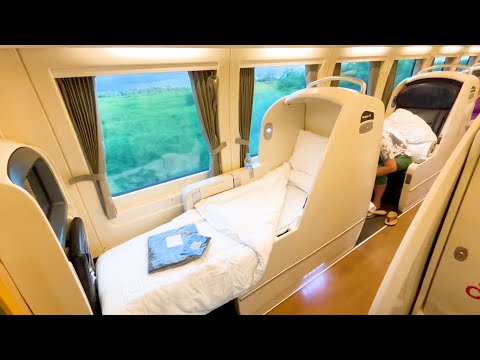 🇦🇺Riding the Sleeping Pod Overnight Train in Australia (Brisbane→Cairns) | Spirit of Queensland