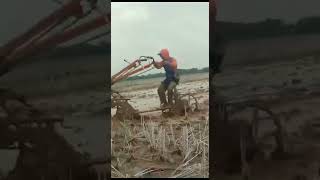 Modif Traktor G1000 Boxer..!!! Membajak Sawah Sambil Duduk