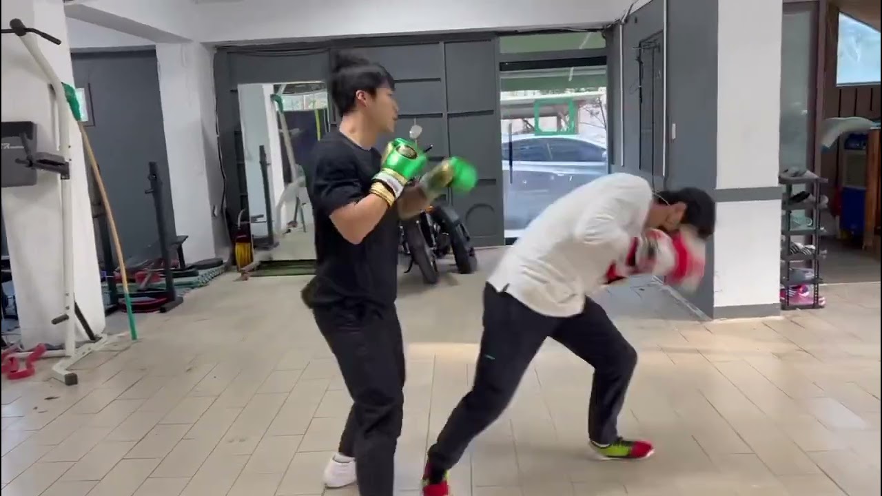 우도환 인스타그램 사냥개들 액션