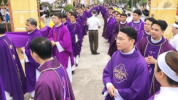 Đoàn Đồng Tế Dâng Thánh Lễ Cầu Nguyện Cho Cha Cố Giuse Phạm Thành Đức Cha Giáo Phận Bùi Chu Chủ Sự 