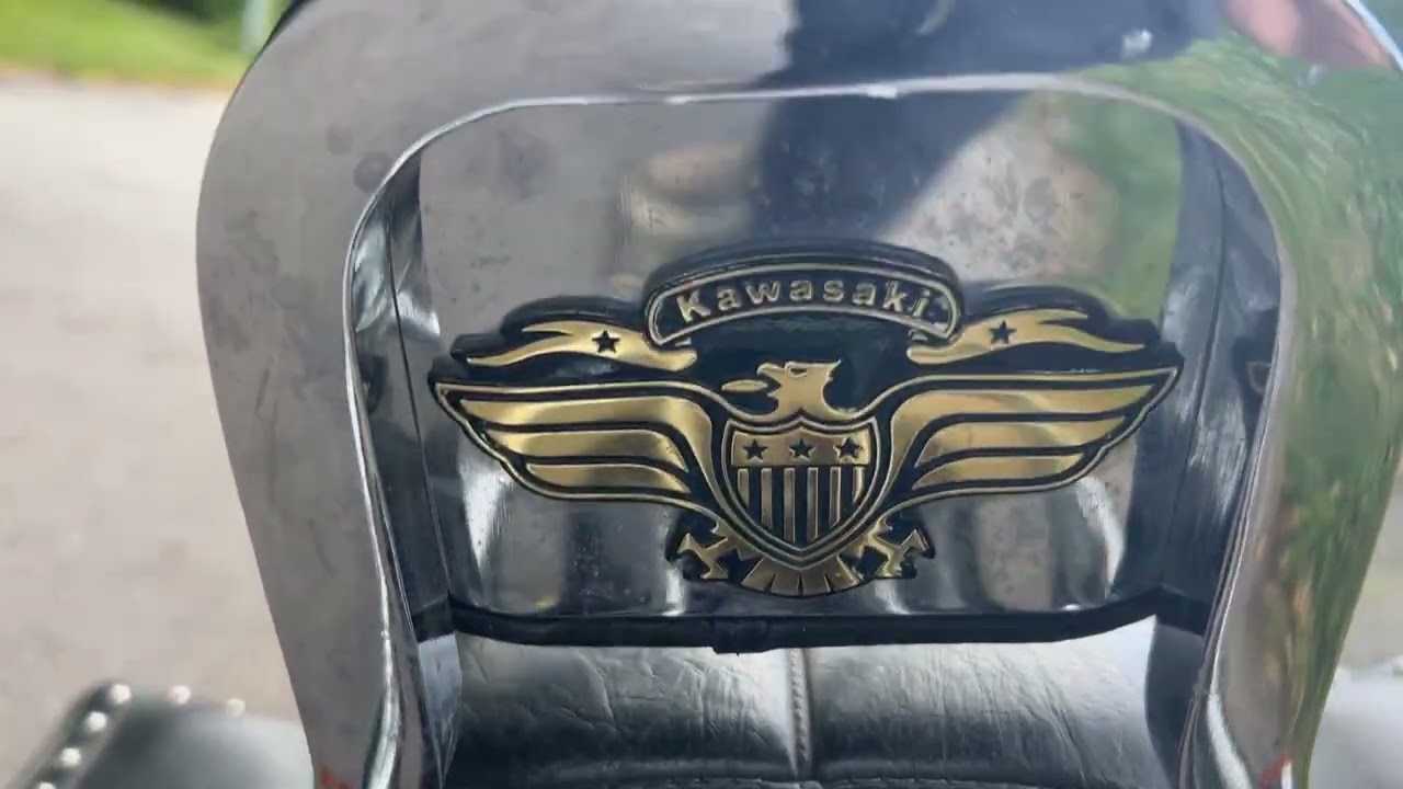 Motorcykel KAWASAKI VN 1500 B
