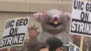 UIC graduate student workers on strike, demand pay raise