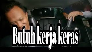 Saingan Antar Driver Taksi Online 