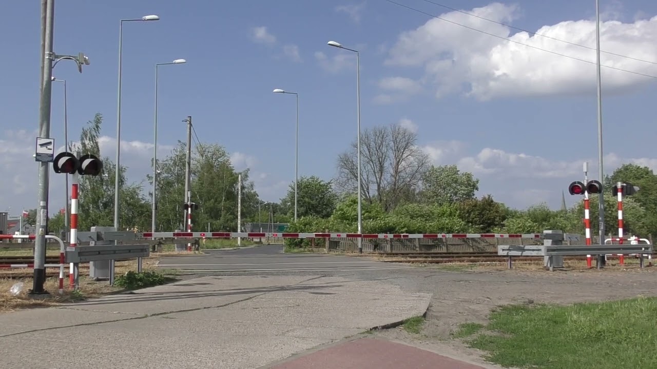 Przejazd kolejowy Witnica #2 (PL) - 2.7.2023 / Railroad crossing