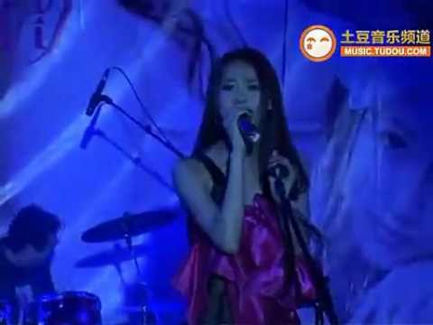 111124 弦子最新專輯《逆風的薔薇》北京發佈會(土豆網)