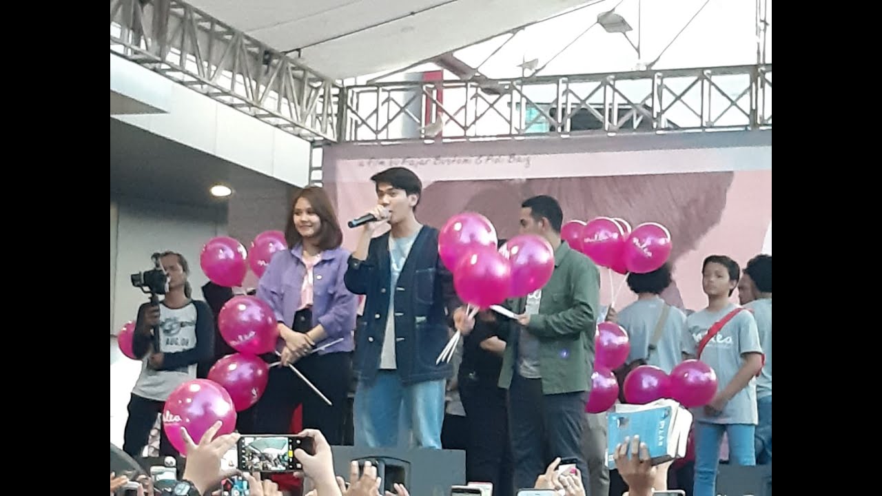Iqbaal Ramadhan dan Vanesha Prescilla di sambut Antusias Fans di Promo Film Milea : Suara dari Dilan