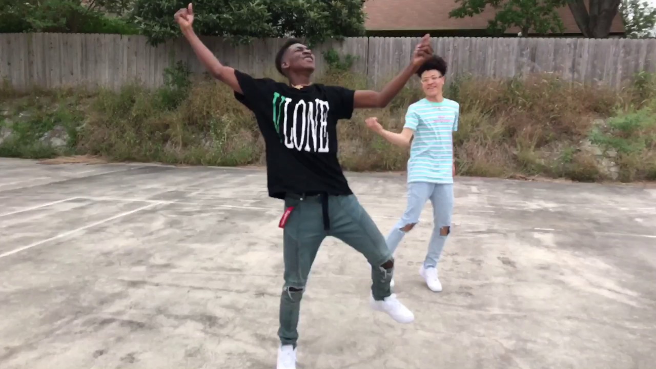 Offset & Mango Foo "Ask Somebody" 