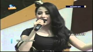 Download Lagu Pergi Pagi Pulang Pagi - Nasha Aqila - OM Zagita | Dangdut GET MP3