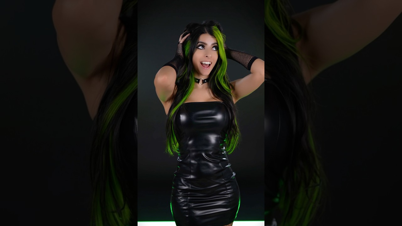 This song is so catchy 💚 #foryou #helpmemakethismakesense #trending #gothclub #emo #dance #cosplay