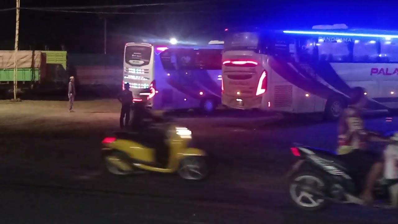 bis-bis sumbar d simpang Raya lubuk linggau. (1)