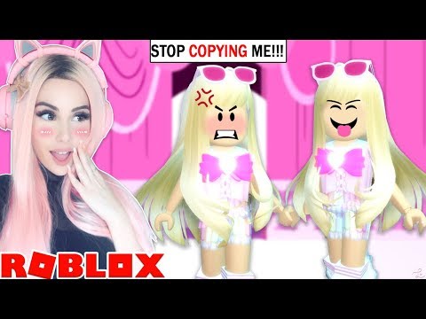 I COPIED PEOPLE'S OUTFITS IN ROYALE HIGH TO SEE WHAT WOULD HAPPEN... THEY GOT REALLY MAD! Roblox