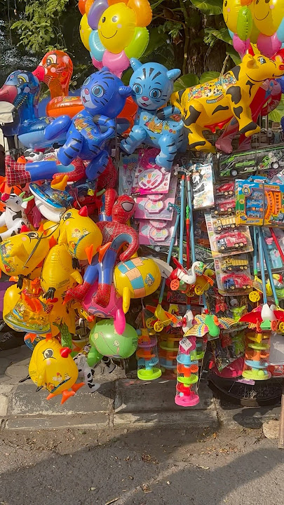 Wow banyak mainan 😍#mainananak #toys #mainan #anak #kids #happy #family #jalanjalan #lucu