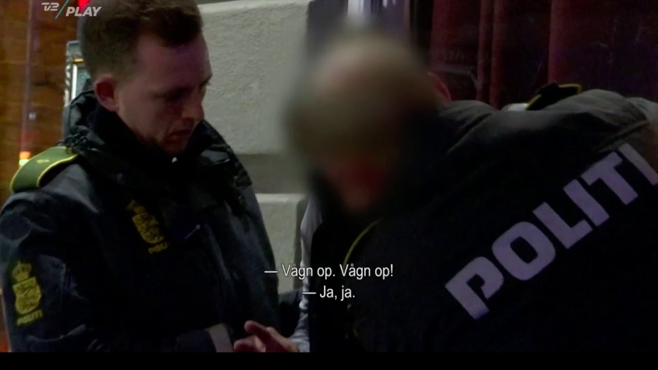 Station 2 - Ekstremt fuld mand bliver anholdt af politiet