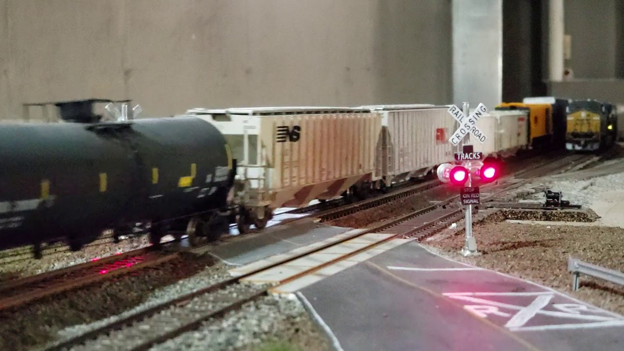 Railpro powered scaletrains dash-9