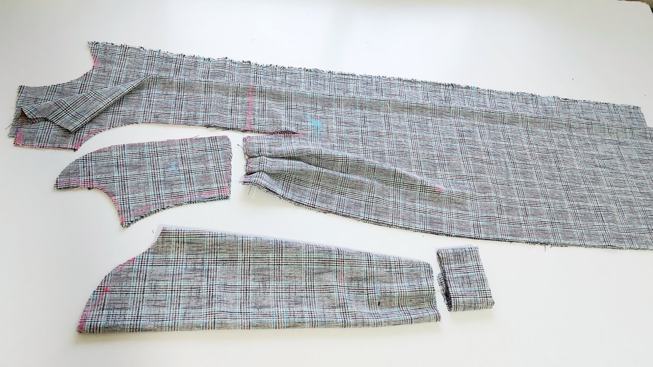 Как выкроить и сшить чудесное и простое зимнее платье.