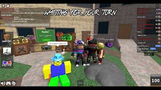 MEETING A MM2 SUPREME VALUE MOD!!!