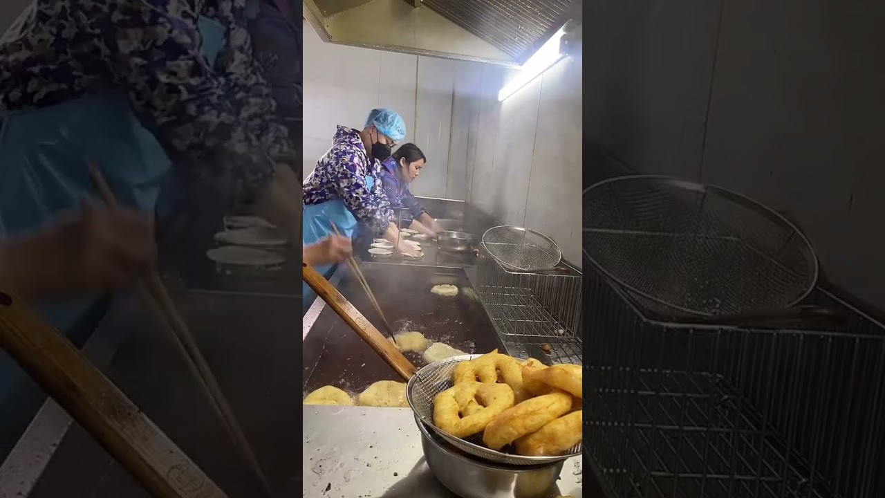 Crispy Youtiao: China’s Classic Golden Breakfast Delight in China