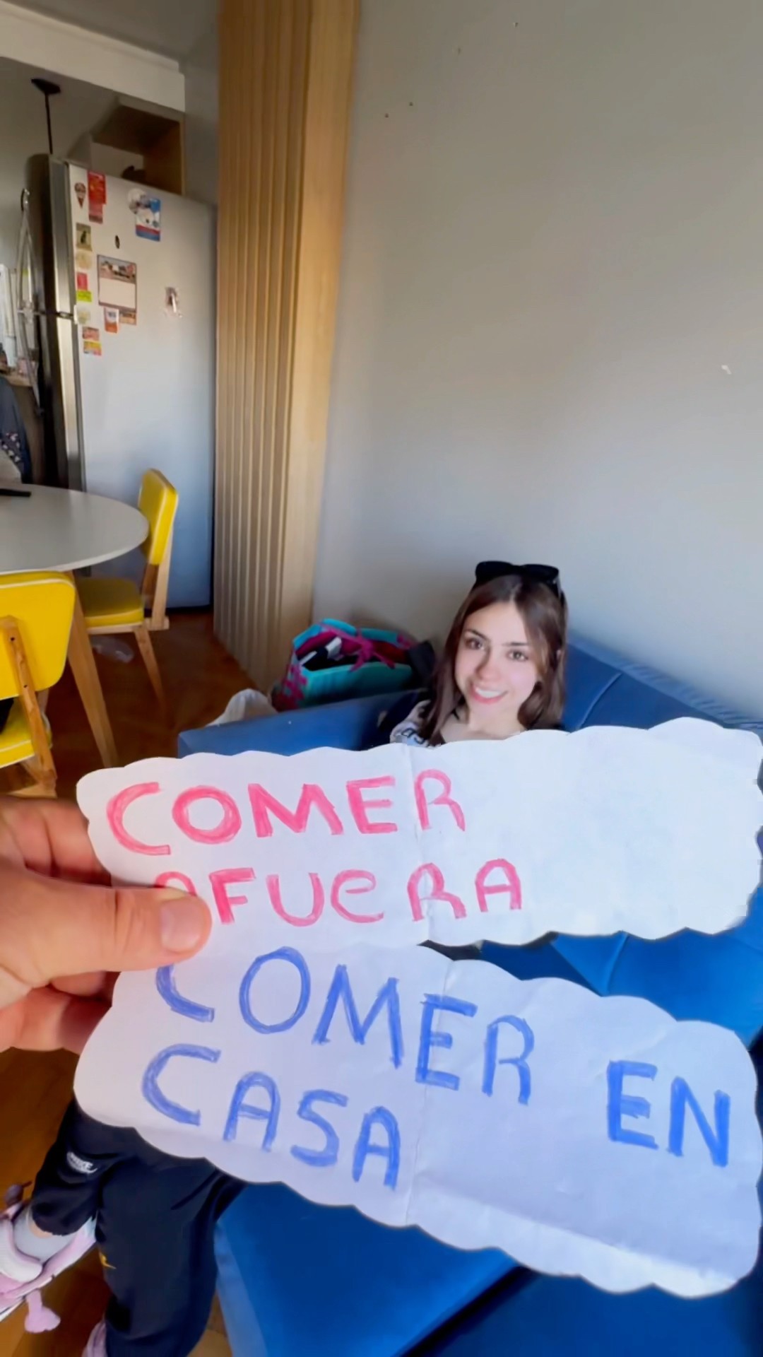 comer afuera o en casa? xd