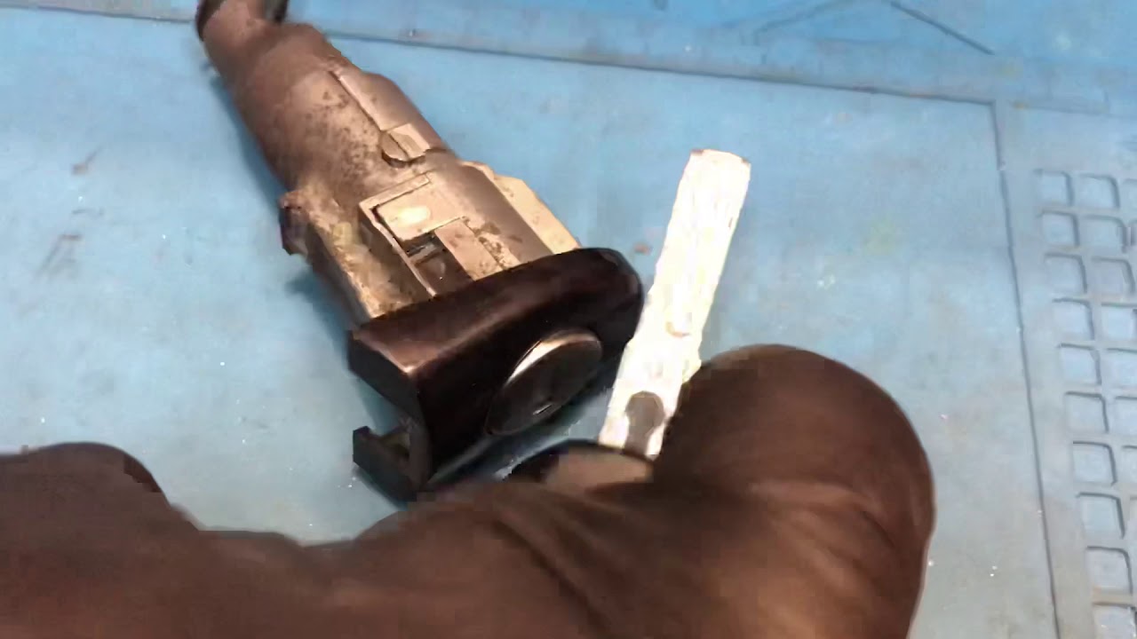 Ремонт замка Шкода Фабия Киев ключи - YouTube