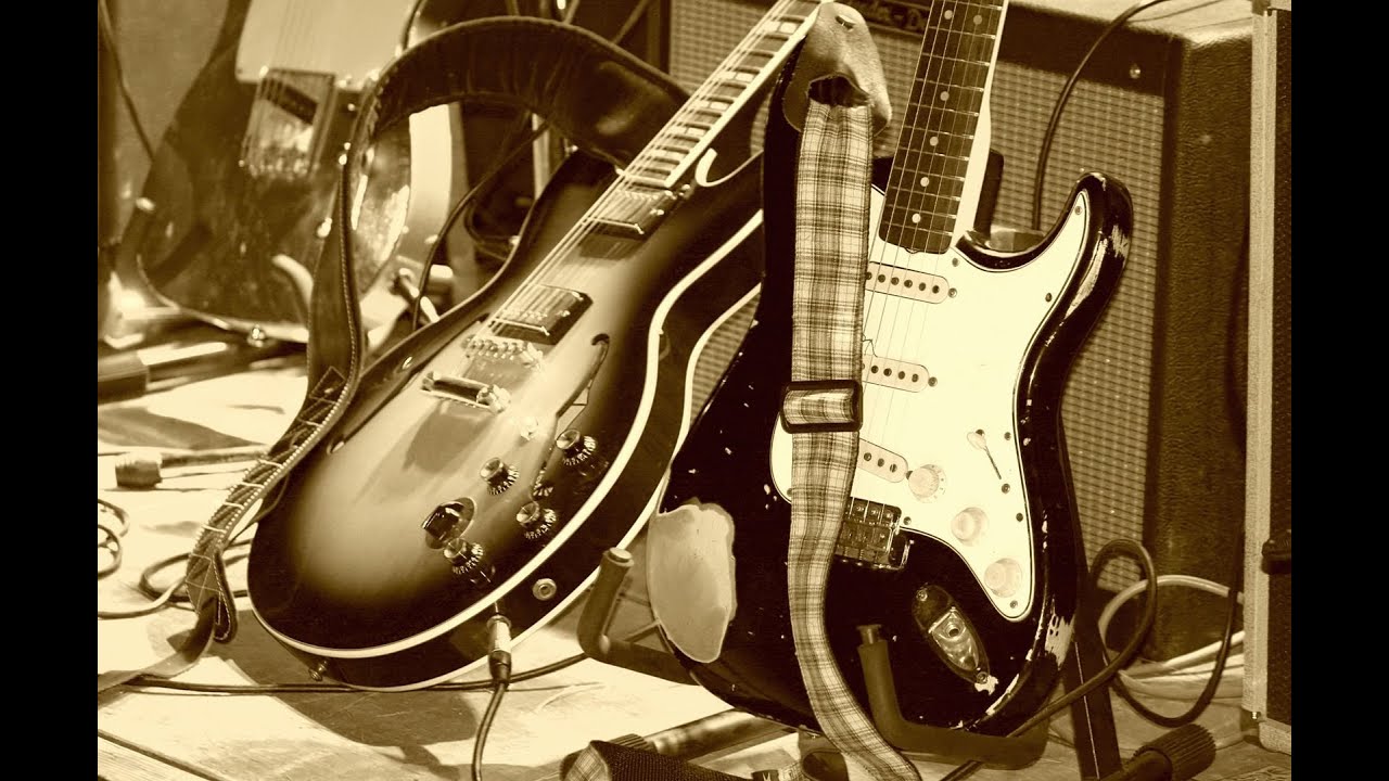 Randy - Rock'n'Roll riff and some scales - in guitar shop 