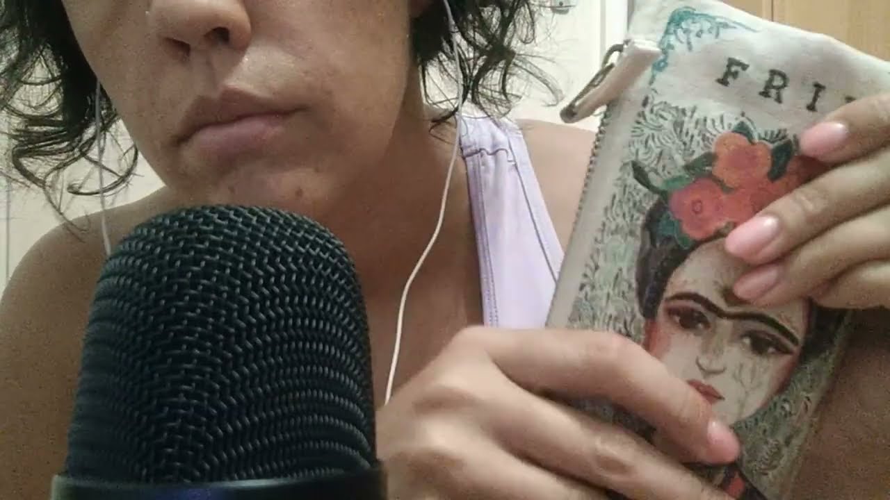 Magyar ASMR - Mi van a tolltartómban?