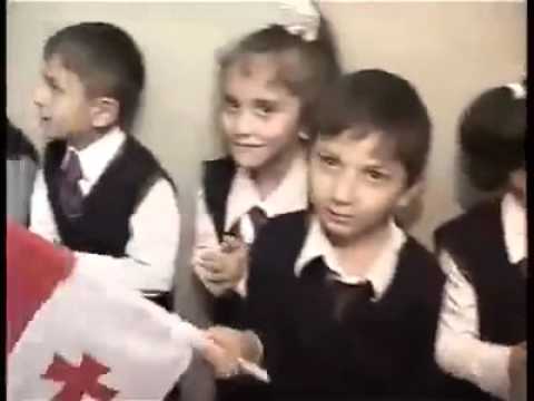 ბავშვებიც პოლიტიკაში ყავდა ჩართული