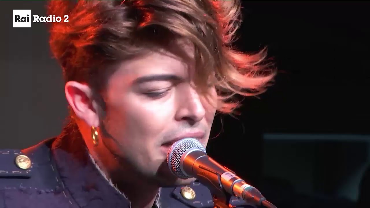 The Kolors a Radio2 Social Club - Frida (mai, mai, mai)