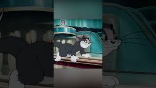 Tom &amp; Jerry in italiano 🇮🇹 | Jerry contrattacca 🎳 | #shorts | @WBKidsItaliano​